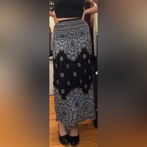 Boho Black and Gray Patterned Maxi Skirt